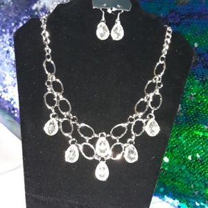 Necklace set